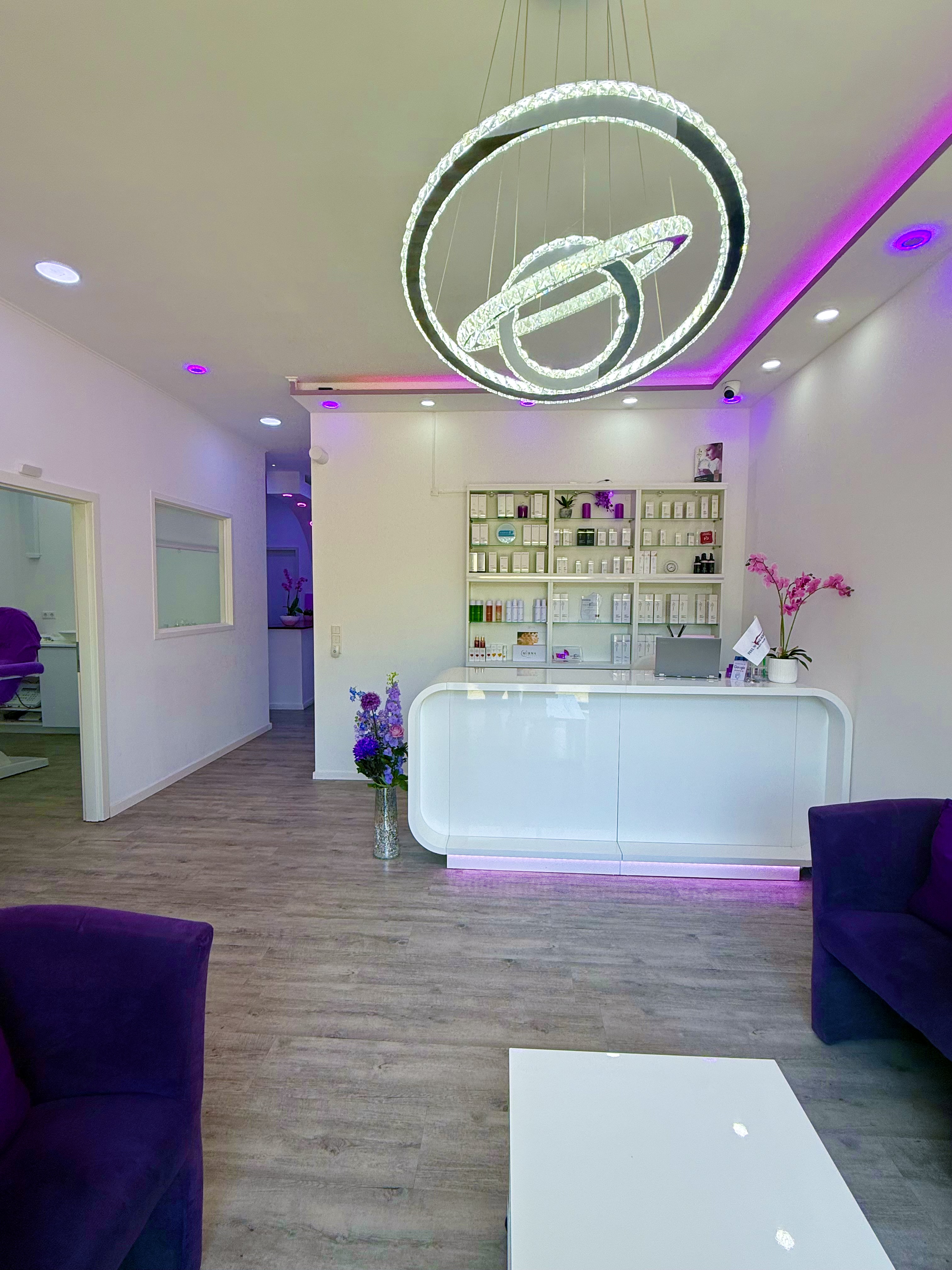 Feel Wonderful salon foto 1